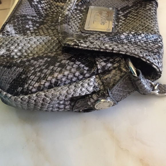 Nicole Miller snake skin black grey purse - Picture 6 of 8
